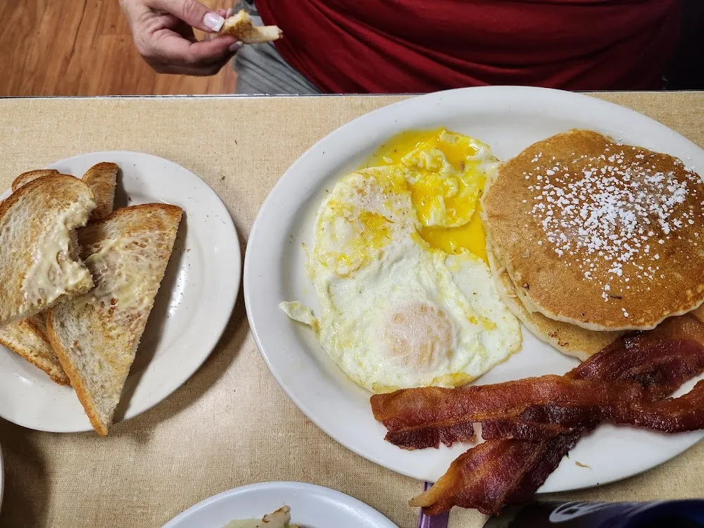 Eggs an Pancakes